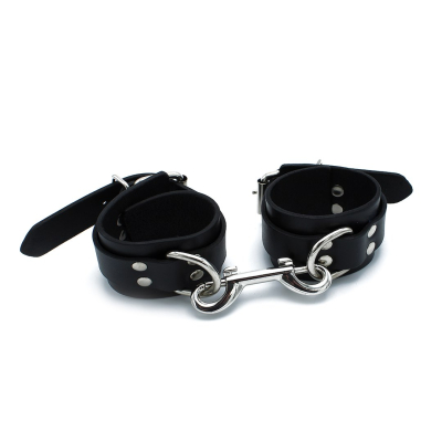 Kiotos Leather Black Leather Chain-Linked Cuffs