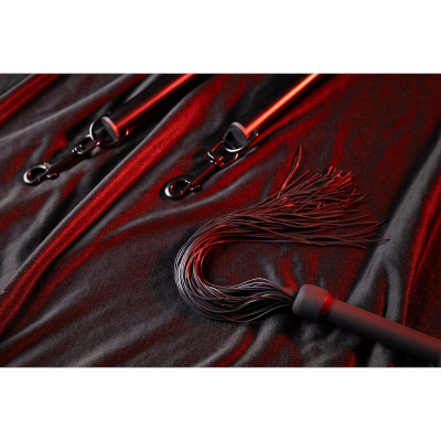 Beginners Silicone Whip - Black