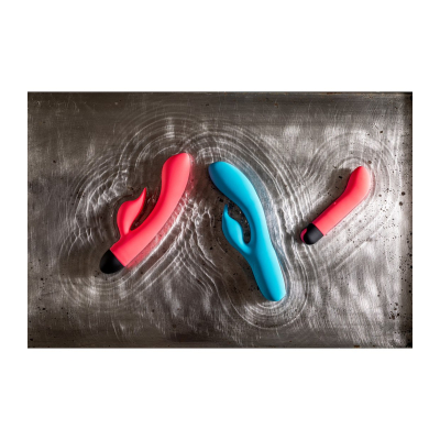 RECHARGEABLE VIBRATOR V2 BLUE