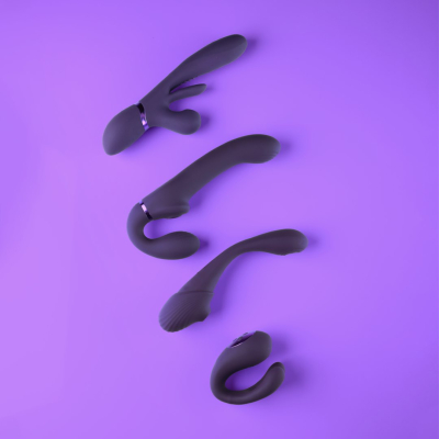 Ai - Dual Vibrating Air Wave Tickler Strapless Strapon